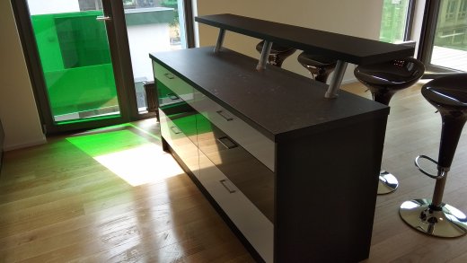 Ostrůvek s barovým pultem