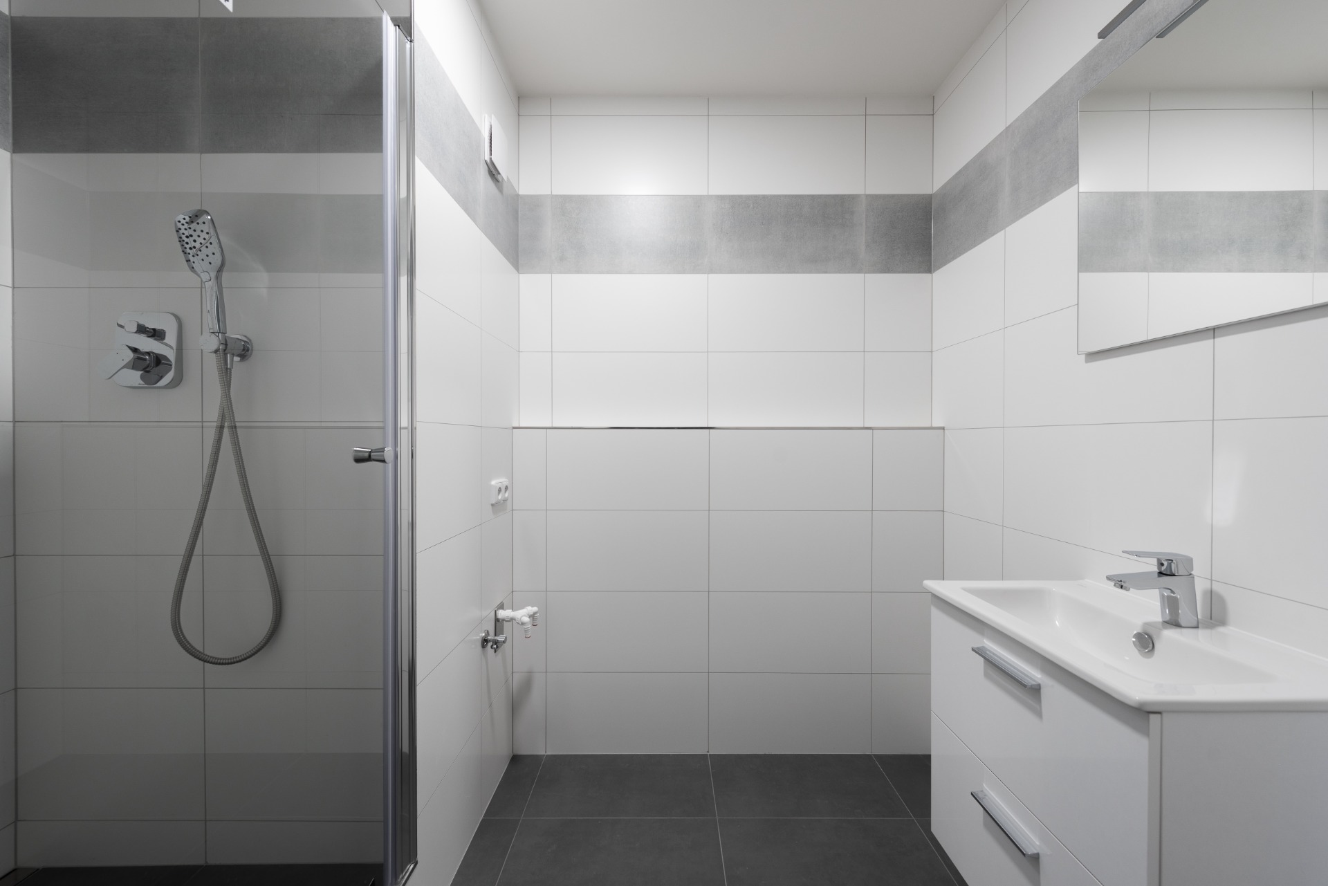 Kompletní rekonstrukce - foto 9