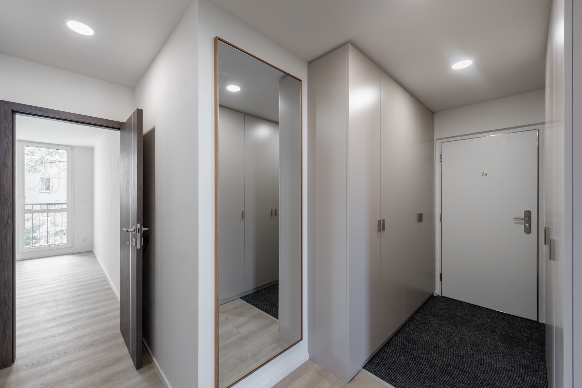 Kompletní rekonstrukce - foto 15